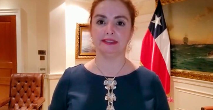 Embajadora en Reino Unido Susana Herrera presenta su renuncia tras polémica