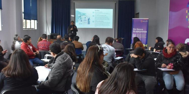 Jóvenes debaten en Viña del Mar sobre el futuro de los “Empleos Verdes”