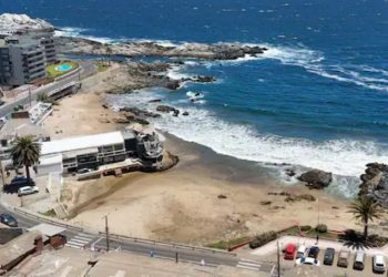 Viña del Mar: Municipio y restaurantes buscan impulsar comercio en camino costero