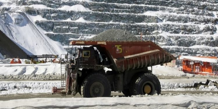 Los Bronces: Accidente deja dos trabajadores fallecidos