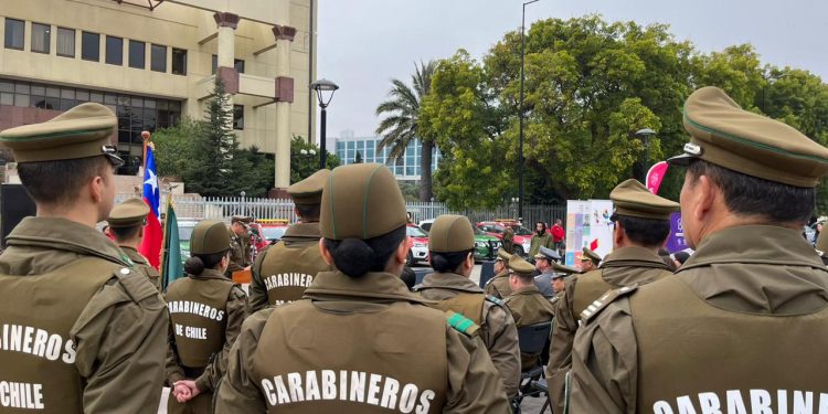 Carabineros y Municipalidad de Valparaíso firman convenio de patrullaje OS-14