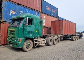 San Antonio: PDI recupera cargamento industrial robado desde contenedores