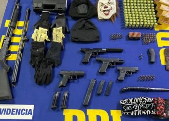 Detienen a adolescente de 15 años con arsenal de armas en Lampa