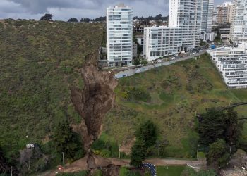 Constructora de edificio Kandinsky descarta tener responsabilidad en socavamiento