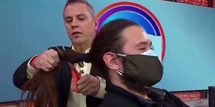 José Miguel Viñuela deberá pagar $17 millones por cortar pelo a camarógrafo