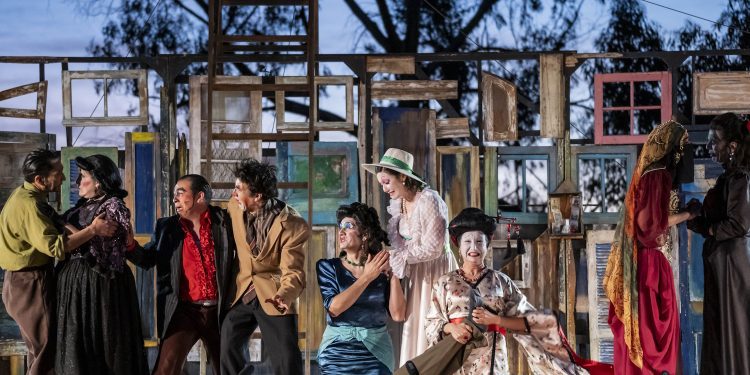 Artesanos, restaurantes y elenco de ‘La Negra Ester’ destacan en la Fiesta Internacional de la Chilenidad en Quilpué