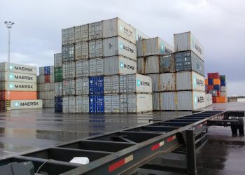 PDI de San Antonio Detiene a Sujeto Sorprendido Robando Contenedor en Recinto Portuario