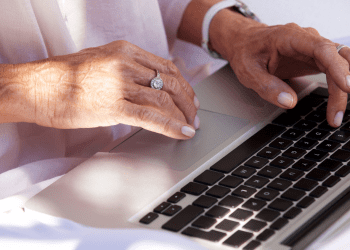 «Dale Voz a tu Historia»: Campaña Cronistas de la Edad del Centro Gerópolis UV