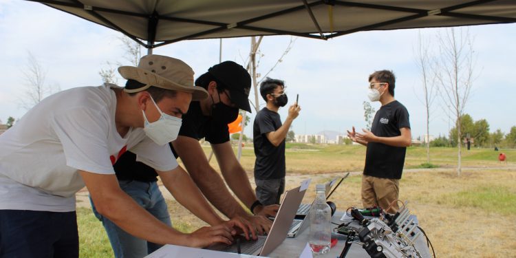 Estudiante de la USM dirigirá lanzamiento de primer mini satélite en Chile a la estratósfera