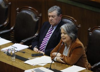 Proyecto que mejora la Ley Sanna es despachado a la Sala del Senado