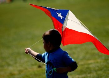 Los peligros del hilo curado: los accidentes por cortes y la inhalación de partículas de vidrio