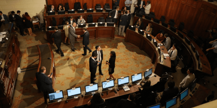 «Atentan en contra de conquistas democráticas fundamentales» Centros de Estudios advierten sobre Enmiendas Constitucionales