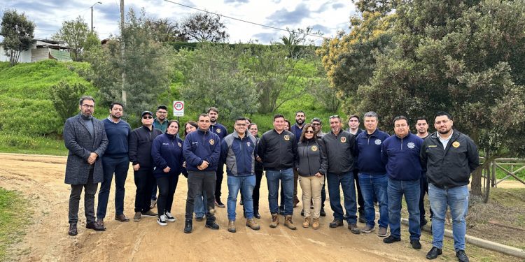 Chilquinta y Bomberos se reúnen para revisar Plan de Altas Temperaturas 2023-2024