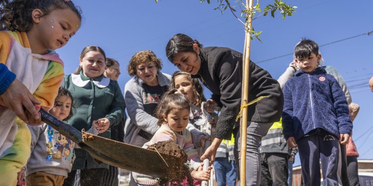Municipio Abierto de Quilpué inauguró renovada plaza Serena en Belloto Sur