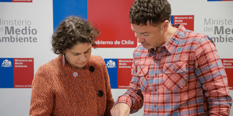 Representante del sur se reúne con Ministra Maisa Rojas para discutir sobre conservación marina