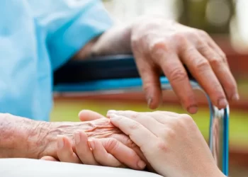 [Opinión] Vanessa Darlas: Alzheimer, la importancia de la atención humanizada