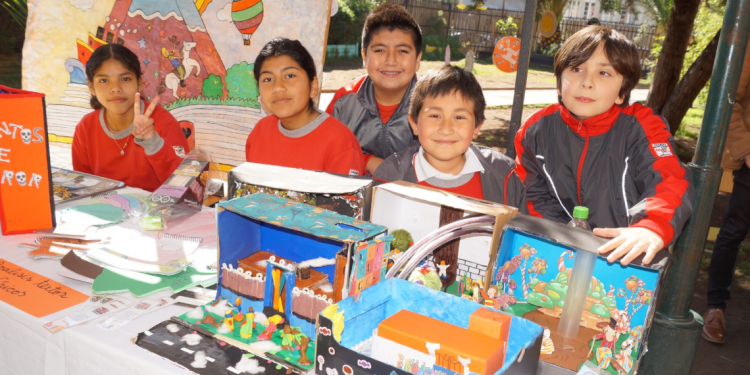 Festival Hebra de Quillota: Celebración cultural resalta teatro, cuentacuentos y fomento a la lectura