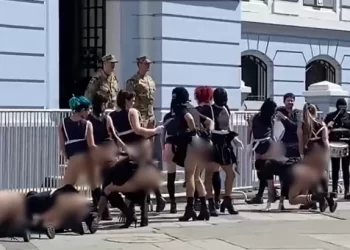 «Espectáculo vulgar y procaz»: Armada denuncia acto realizado por Yeguada Latinoamericana