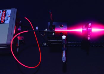 Inauguran exposición fotográfica sobre destacados proyectos tecnológicos impulsados por la región