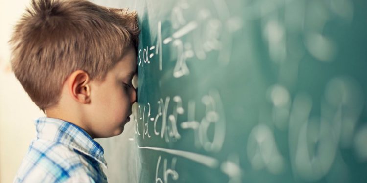 Uno de cada 10 niños y niñas en Chile tiene dislexia