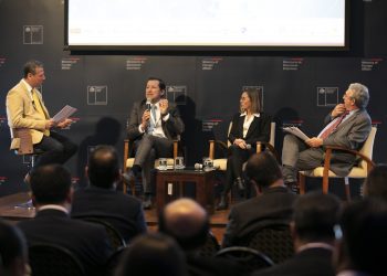 Expertos alertan “rezago” en Chile en materia de inversión en ciencia y tecnología