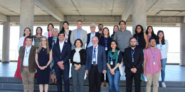 Científicos de Valparaíso aportan a que Chile sea miembro del Centro Europeo para la Investigación Nuclear