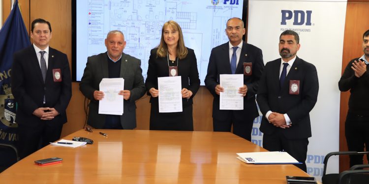 GORE y PDI firman acuerdo para el primer Centro de Investigación de Delitos Contra el Medioambiente en Chile