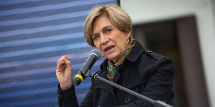 Research Chile: Creciente Apoyo a Matthei y Retroceso de Kast en la Carrera Presidencial