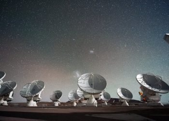 Director de Observatorio ALMA compartió las maravillas del cosmos con la comunidad de Valparaíso