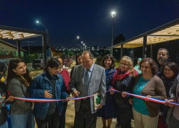 Municipio Abierto de Quilpué y MINVU inauguran paso peatonal en Belloto Sur