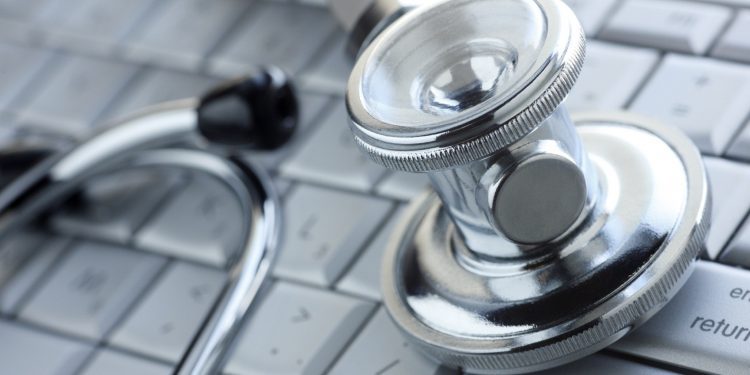 Equipo de Salud de Hijuelas prepara lanzamiento de Nueva Plataforma de Registro Clínico Electrónico