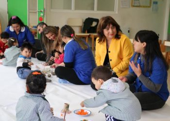 Ya están abiertas las postulaciones de niñas y niños a jardines infantiles de JUNJI e Integra