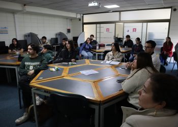 Capacitan a universitarios en primeros auxilios sicológicos
