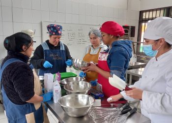 Emprendedoras de Quillota culminan con éxito talleres de Programa ‘Sazón Social’