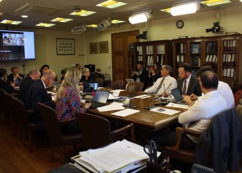 El diputado Guzmán valora inicio de trámite para hacer público el registro de prófugos de la justicia