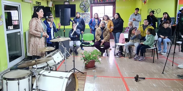 Casi 50 personas han sido beneficiadas con el Taller de batería de la Municipalidad de Quillota