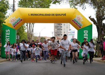 Más de mil personas participaron en la primera corrida familiar “A Todo Color” en Quilpué