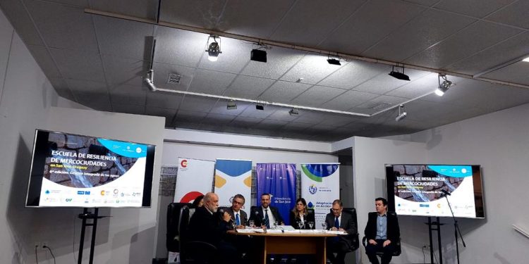 Funcionaria Municipal de Quilpué tuvo destacada participación en Escuela de Resiliencia de Mercociudades en Uruguay