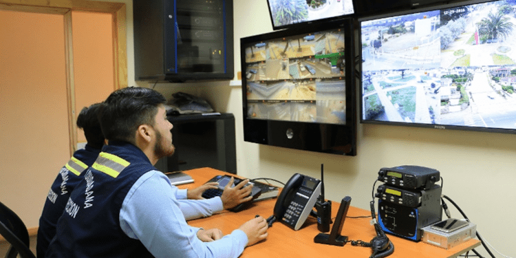 Asociación de Municipalidades Regionales impulsa la Seguridad Comunal a través del Seminario