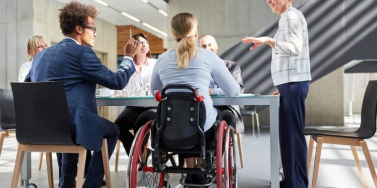 ChileValora ha certificado a 4.545 gestores de inclusión laboral y 75% son mujeres