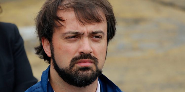 Jorge Sharp es suspendido de su cargo de alcalde de Valparaíso por el Tricel