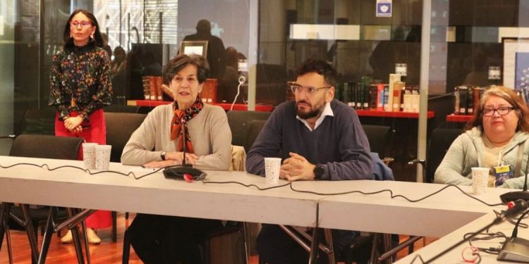 «Esperamos que se aumenten los recursos»: Senadora Isabel Allende sobre mejoramiento de viviendas del SERVIU