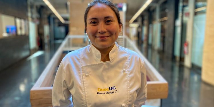 Estudiante de Gastronomía de Duoc UC Sede Valparaíso inició su viaje a Italia tras ganar beca en el Instituto Alma de Parma