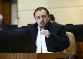 Diputado Cuello oficia a Carabineros por uso ilegal de su imagen institucional en franja del “A favor”