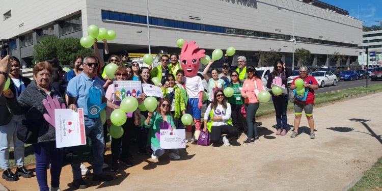 Con caminata y feria de la salud, Hospital Dr. Gustavo Fricke SSVQ celebró el Día Nacional del Trasplante