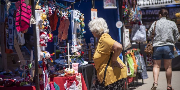 Municipio Abierto de Quilpué abre postulaciones para la Feria Navideña de artesanos y emprendedores 2023