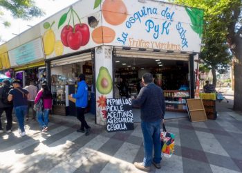 Municipio de Viña del Mar trabaja en Plan de Fortalecimiento del Comercio del barrio fundacional