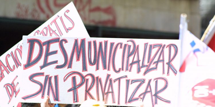 [Opinión] Christopher Gotschlich: Desmunicipalización y traspaso de escuelas y liceos