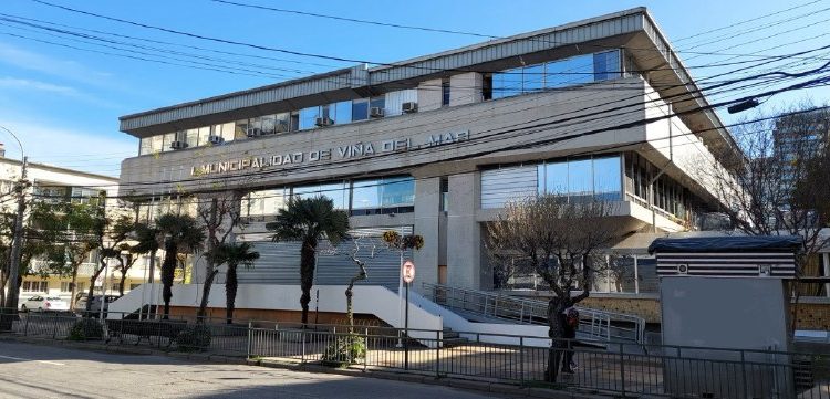 Corporación Municipal de Viña del Mar presenta propuesta para pagar histórica deuda previsional de trabajadores de la salud y educación