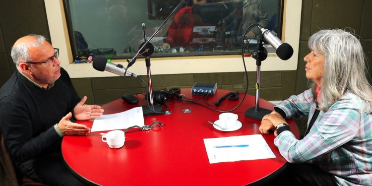Se estrena programa de entrevistas conducido por el Gobernador Rodrigo Mundaca